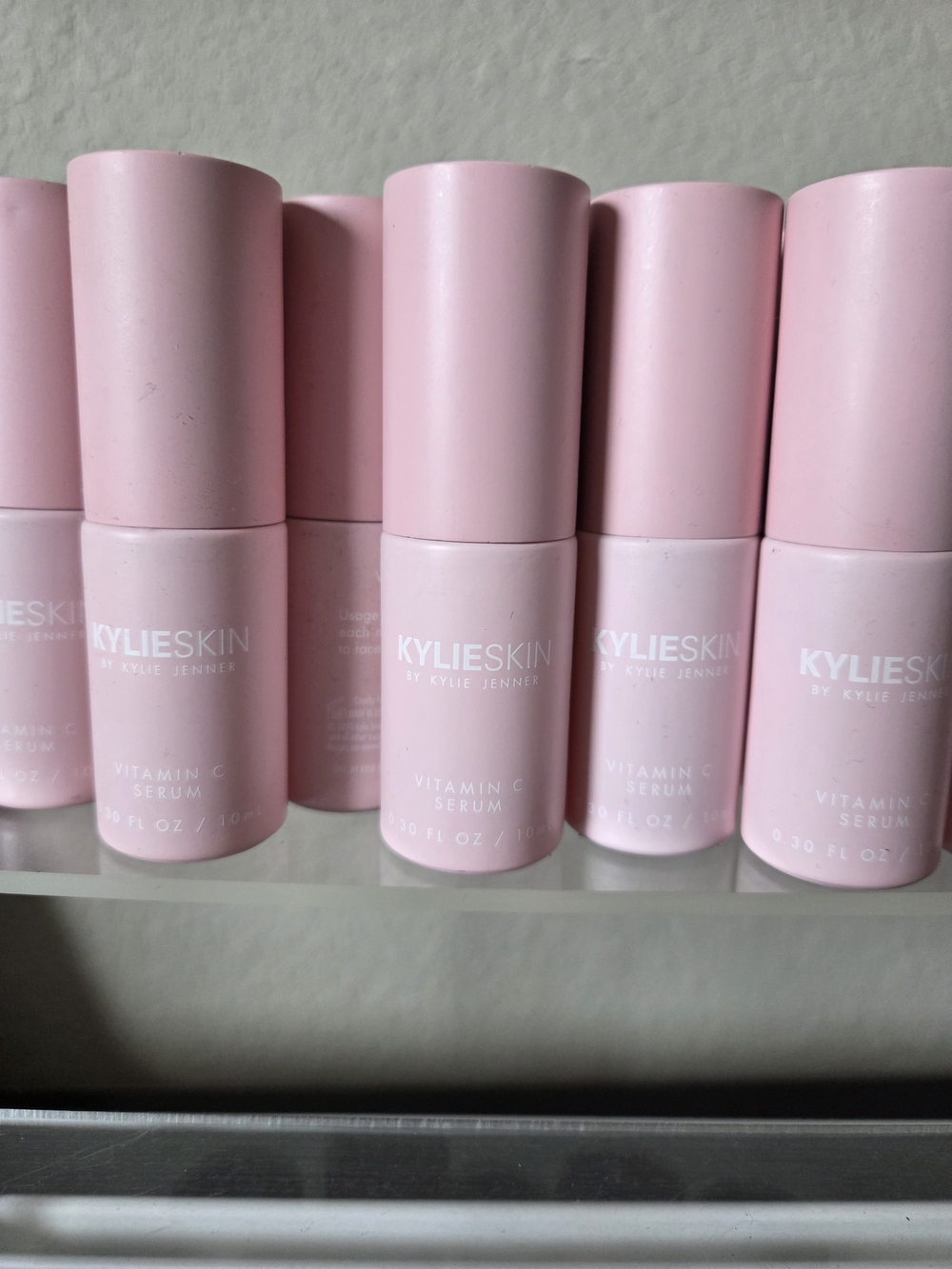 KYLIE SKIN Vitamin C Serum Lightweight Brightening Serum - Bundle Of 20